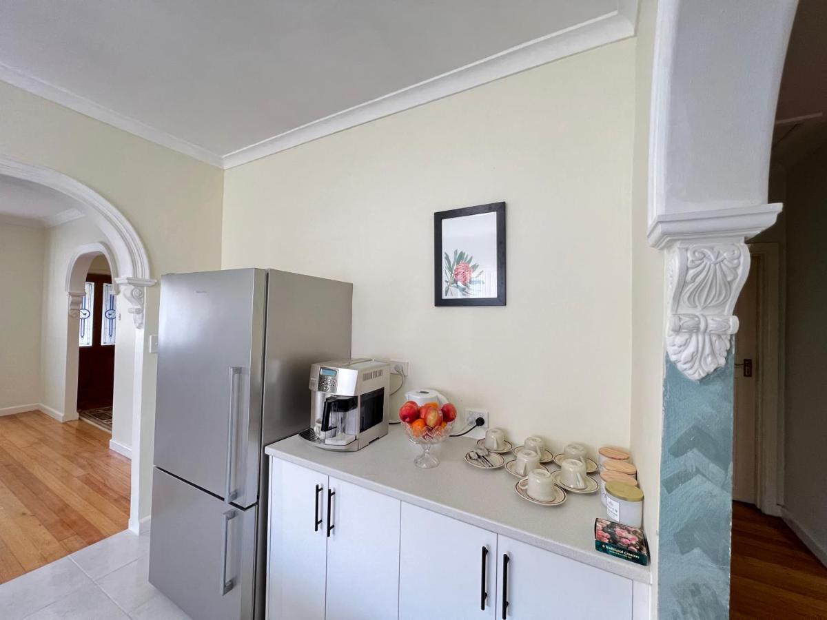 Cosy 4Br Home 15 Minutes Away From Melbourne Airport St Albans Екстериор снимка