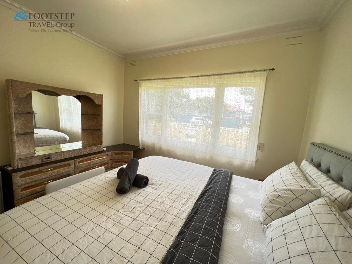 Cosy 4Br Home 15 Minutes Away From Melbourne Airport St Albans Екстериор снимка