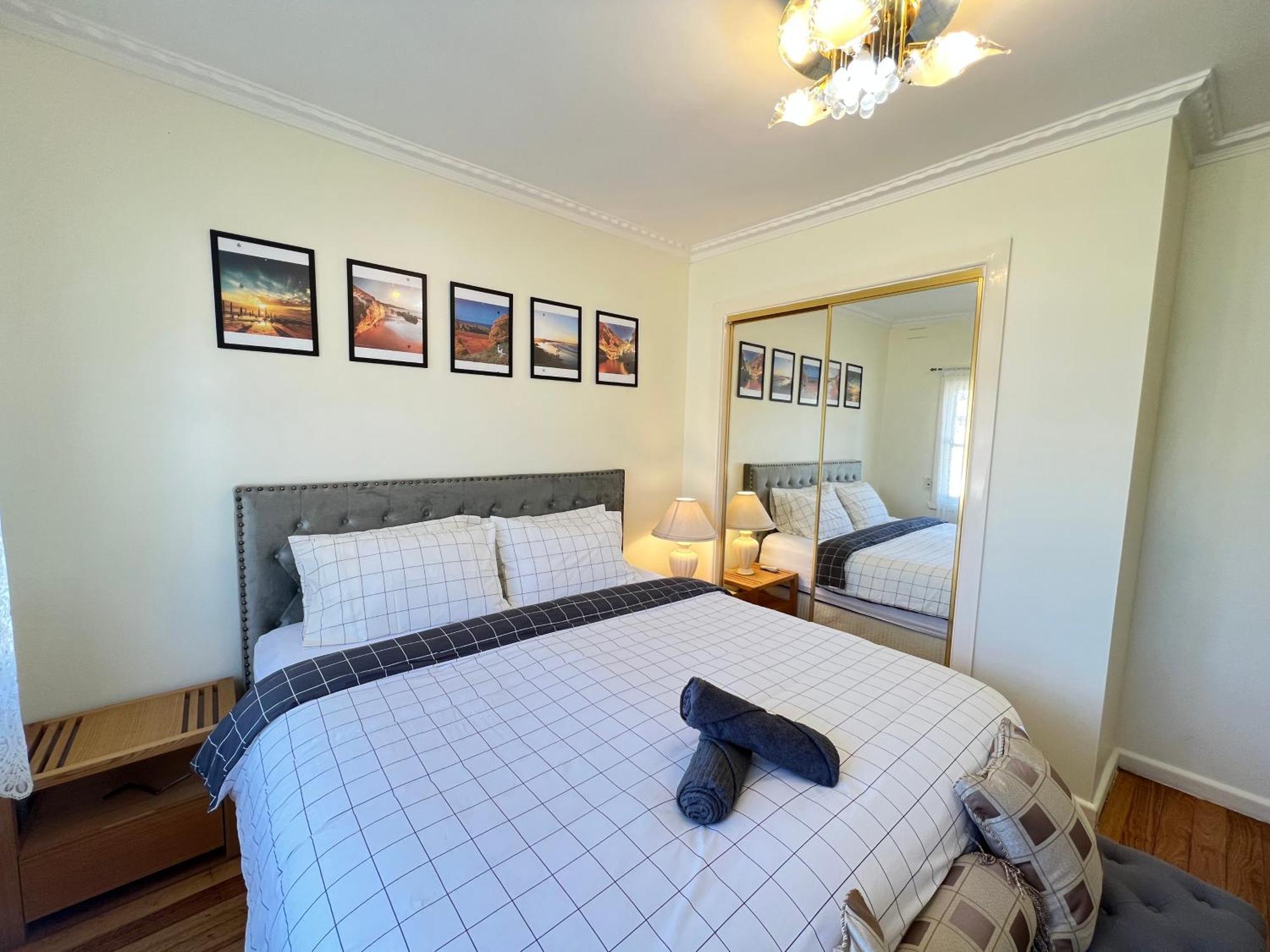 Cosy 4Br Home 15 Minutes Away From Melbourne Airport St Albans Екстериор снимка