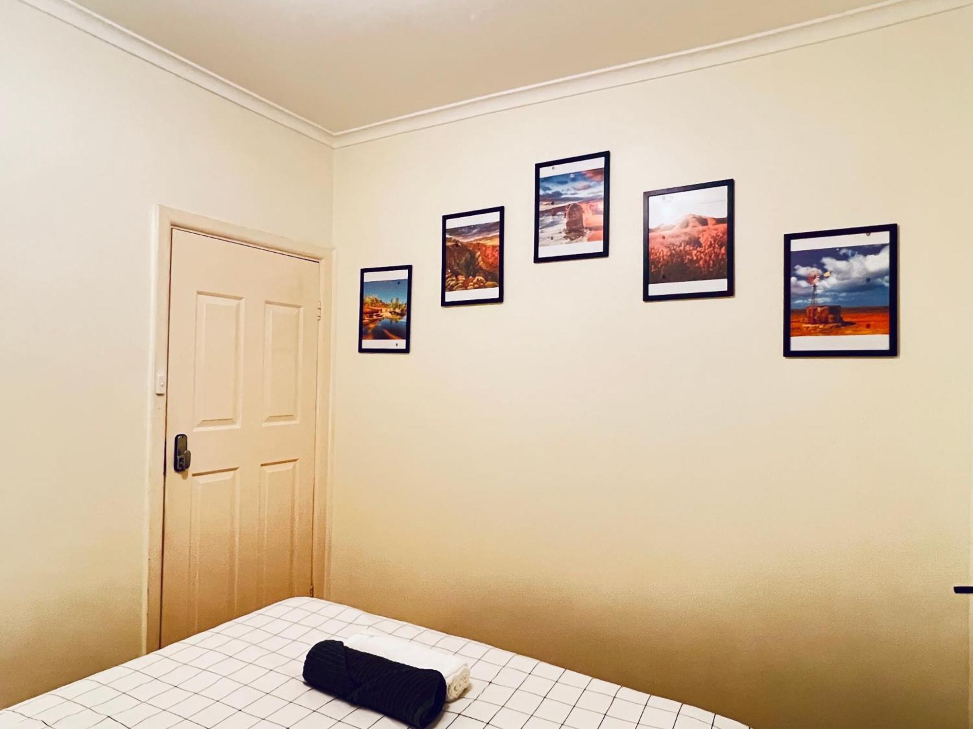 Cosy 4Br Home 15 Minutes Away From Melbourne Airport St Albans Екстериор снимка