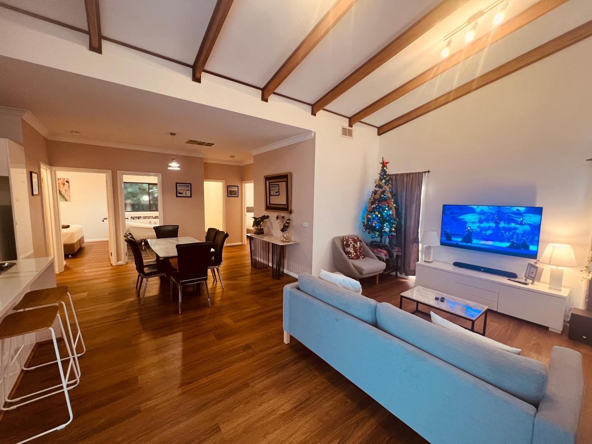 Cosy 4Br Home 15 Minutes Away From Melbourne Airport St Albans Екстериор снимка