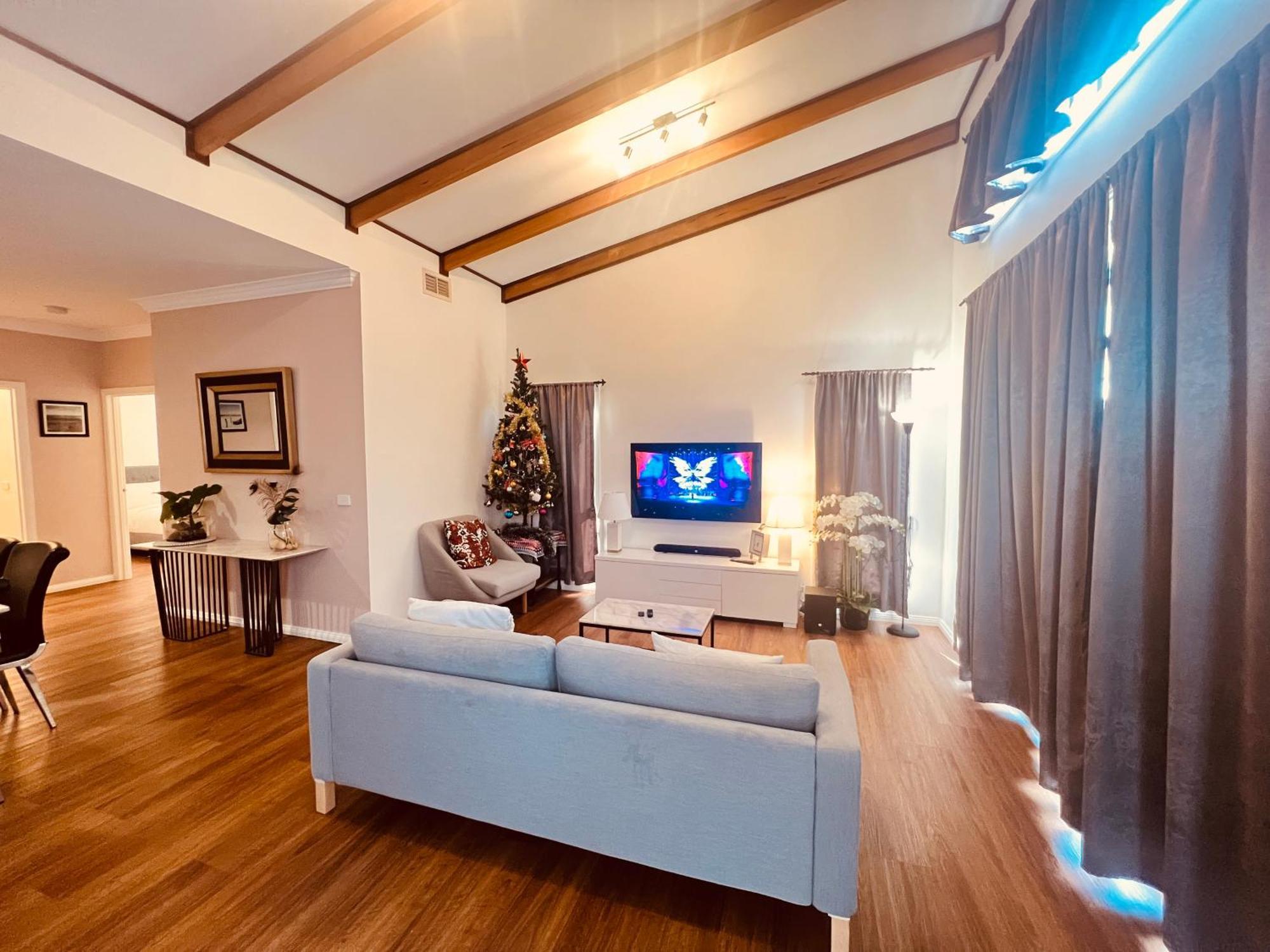 Cosy 4Br Home 15 Minutes Away From Melbourne Airport St Albans Екстериор снимка
