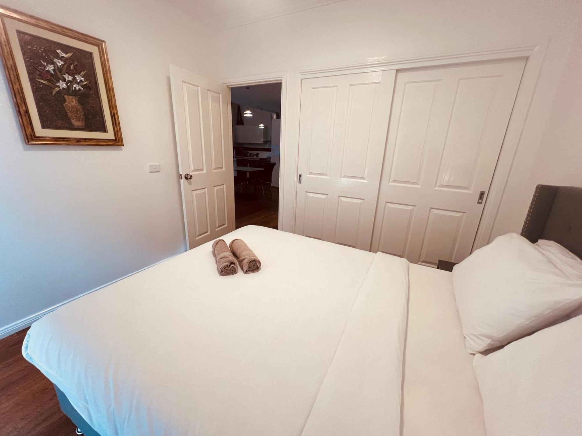 Cosy 4Br Home 15 Minutes Away From Melbourne Airport St Albans Екстериор снимка